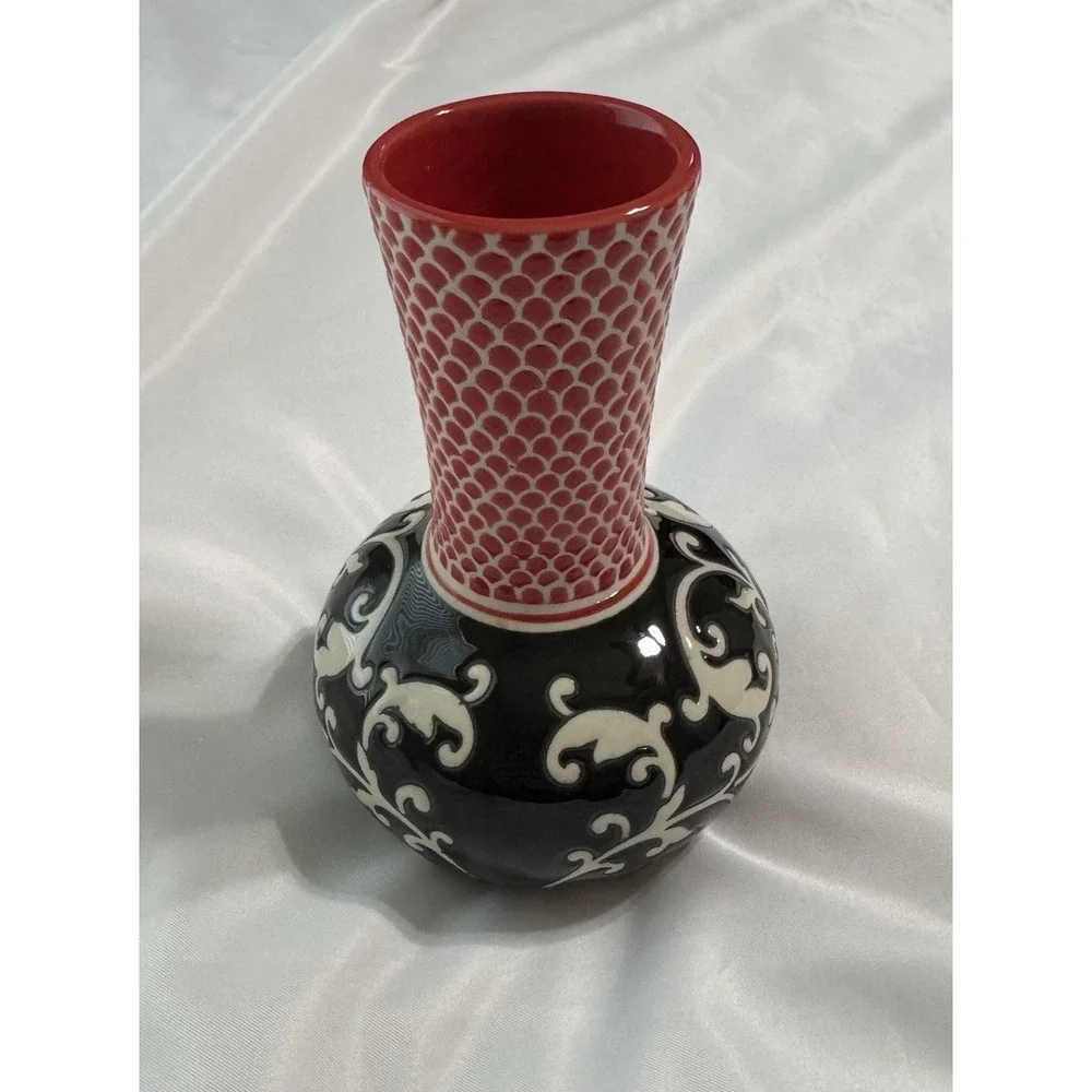 Pier 1 Imports Bud Vase Textured‎ 6